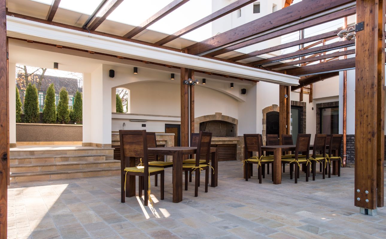 What Size Pergola Do I Need? (Quick Guide) TheHomeWiser